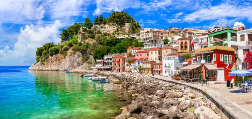 Rent a scooter in Parga with Two Wheels Moto Rent